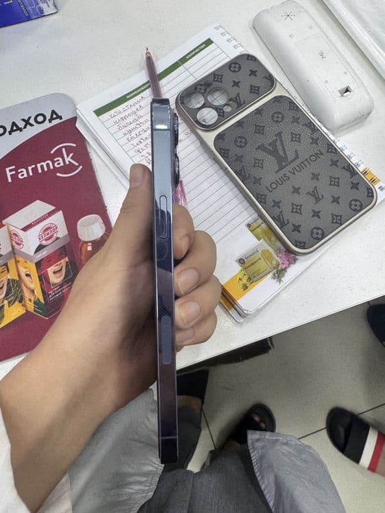 Iphoni 13 pro max 256 — 5