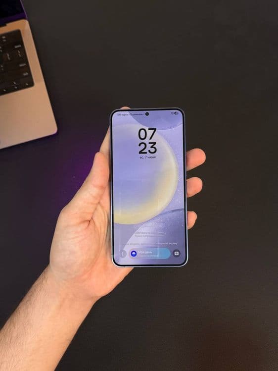 Gakaxy S24 Plus + e sim — 2