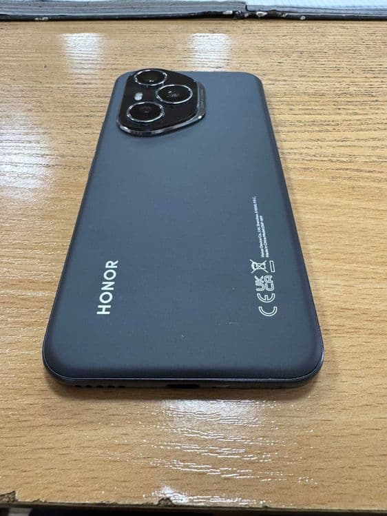 Honor 400 pro 12/512 gb — 3