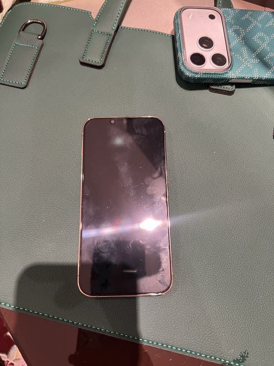 IPhone 13 Pro 128 xotira gold. — 2