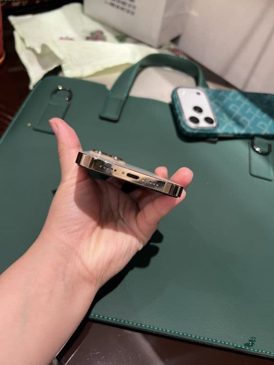 IPhone 13 Pro 128 xotira gold. — 5