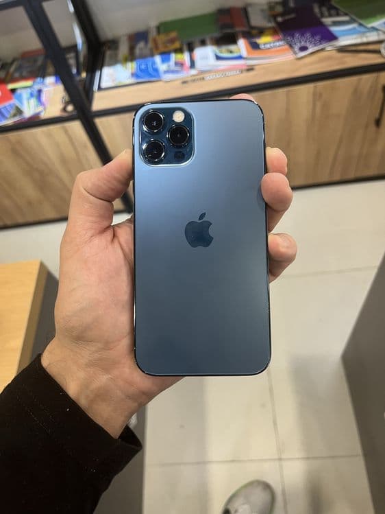 Iphone 12 память 256 гб абсолютно новый — 2