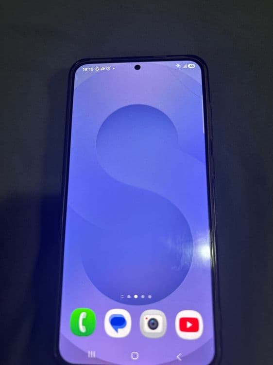 Samsung Galaxy S25+ — 1