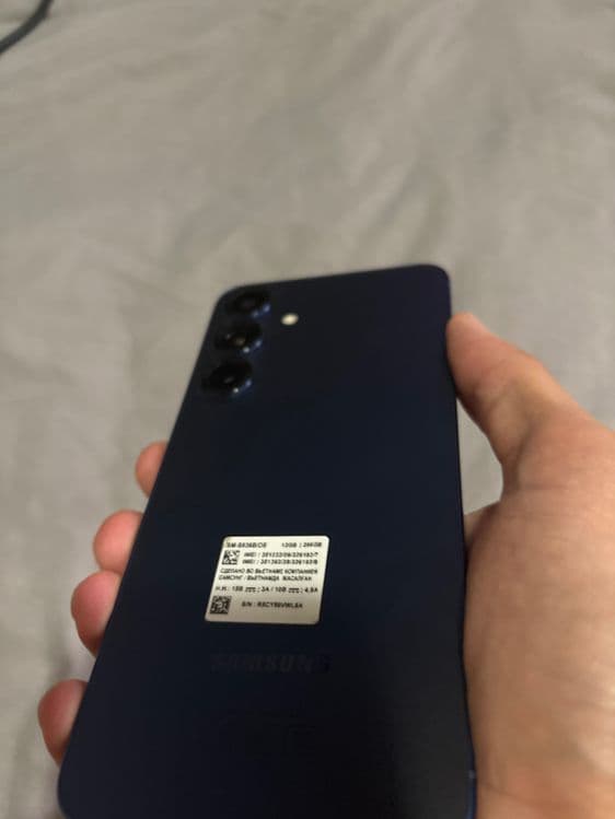 Samsung Galaxy S25+ — 4