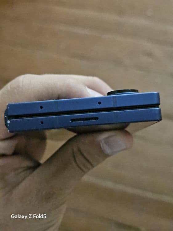 Samsung Galaxy Z Fold 6 — 4