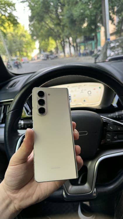 Продаётся Galaxy Z Fold 5 , 12/512. sim + esim идеальное состояние — 6