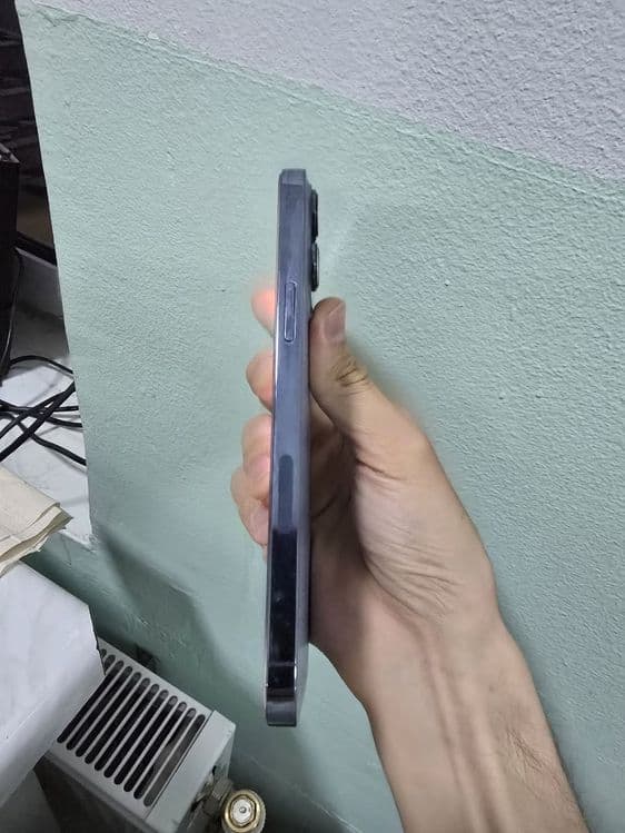 Iphone 13 pro max — 3