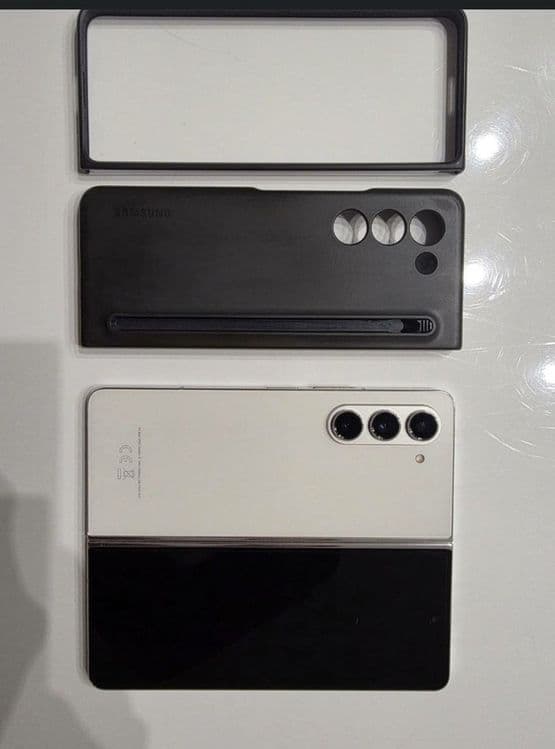 Продаю свою Samsung ZFold 5
Состояние идеал
Пользовался 1,5года, всегд — 1