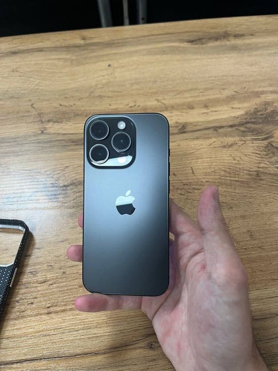 Iphone 15 Pro — 1
