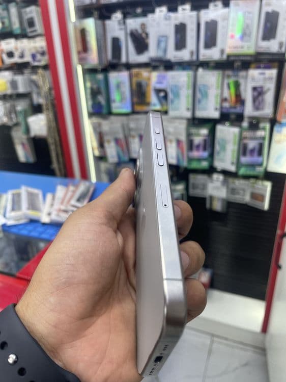 Iphone 15 pro 128gb — 3