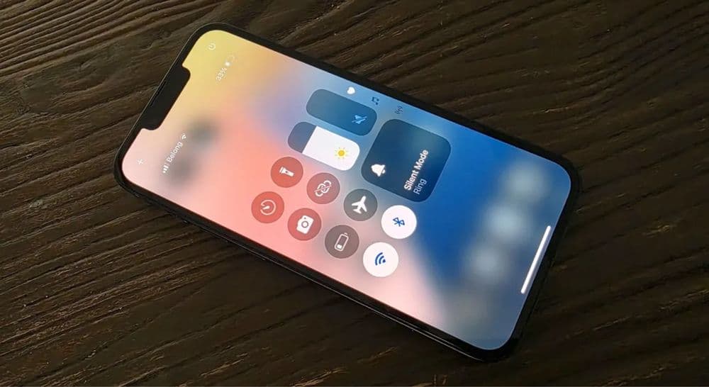 Iphone 16e 128gb у Артура в магазине Б17 Hofmann на малике — 3