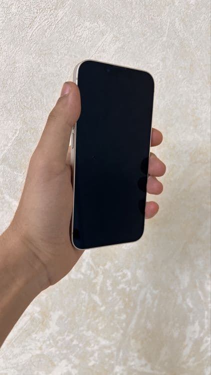 Iphone 17 e 100% — 2