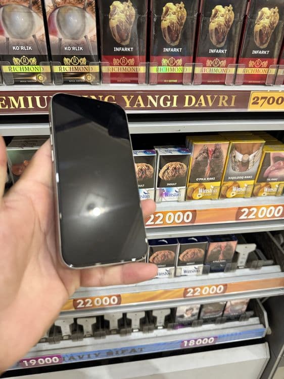 iPhone 15 Pro 128 gb 85% batare — 2