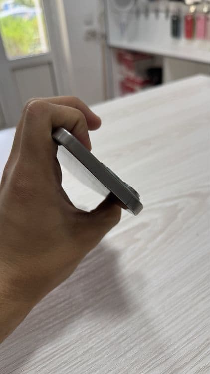 Iphone 15 pro max dual — 6