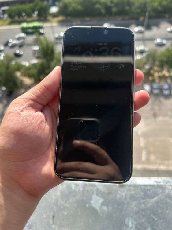 Iphone 15 Pro Max — 2