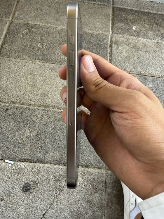 iPhone 15 pro max sotiladi — 4
