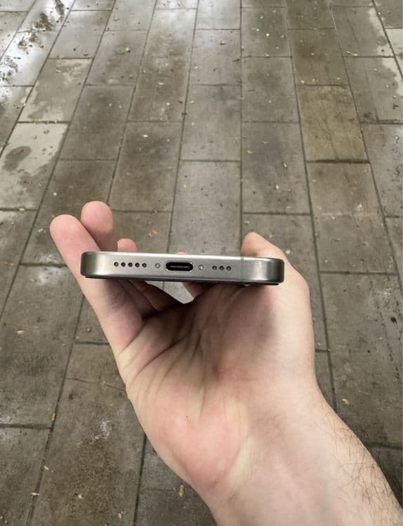 iPhone 15 Pro 128 Gb 89% Natural Titanium — 4