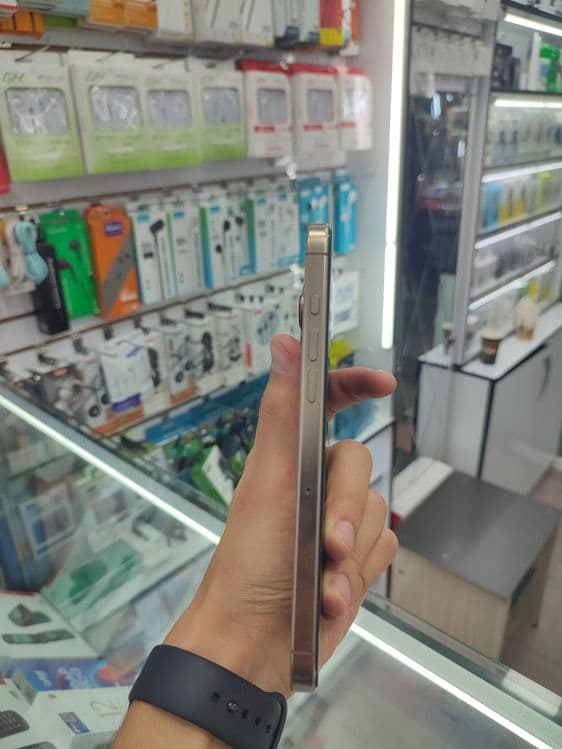 Iphone 16 pro max 256 desert titanium karobka dakument — 2