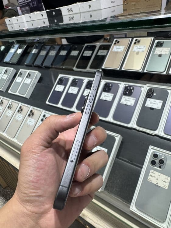 iPhone 17 256 dual 33 sikl — 2