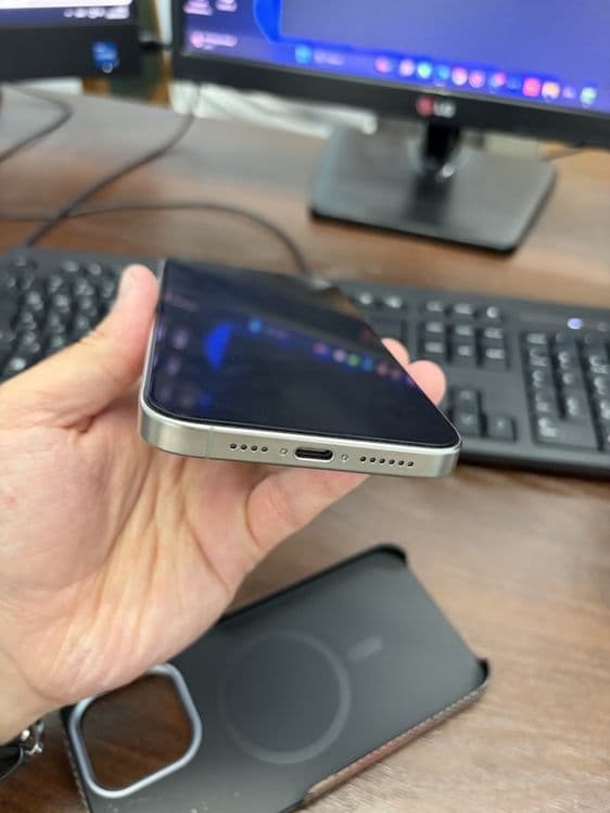 Iphone 15 pro max ideal — 3