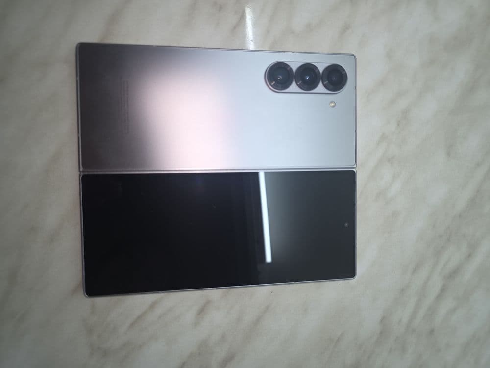 Samsung z fold 6 — 3
