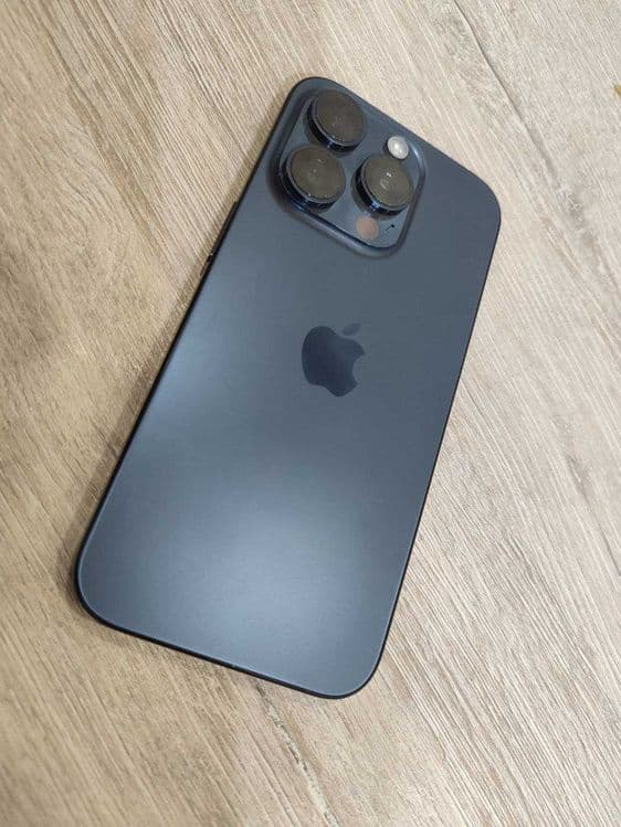 Iphone 15 pro 256 GB — 2