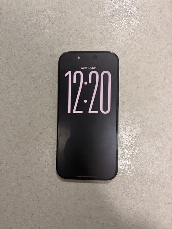 iPhone 16 Pro (256GB) — 1