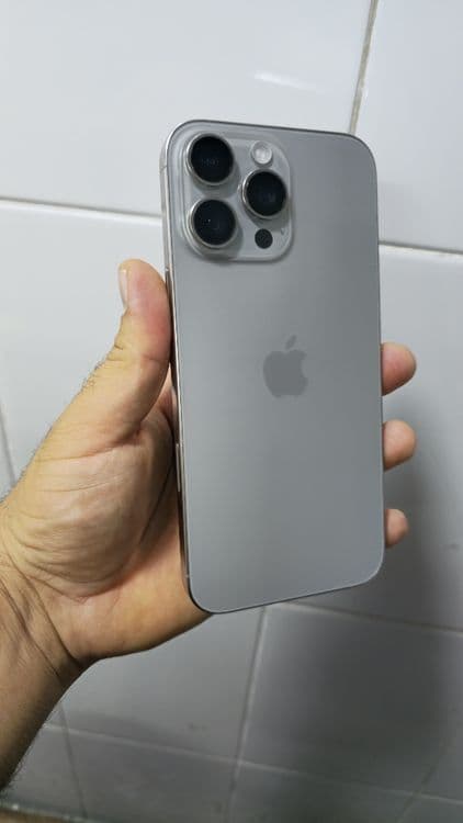 Iphone 16 pro Max — 2