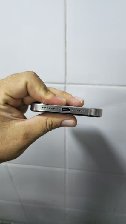 Iphone 16 pro Max — 7