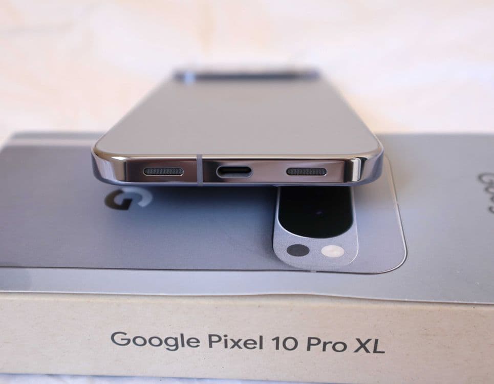 Google Pixel 10 Pro XL 16GB/256GB. Идеальное состояние. USA — 4