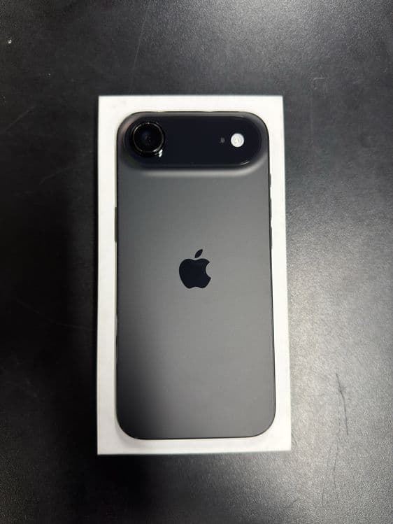 Iphone 17 Air — 1