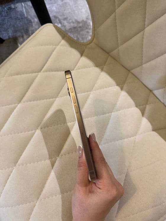 Iphone 16 PRO MAX — 5