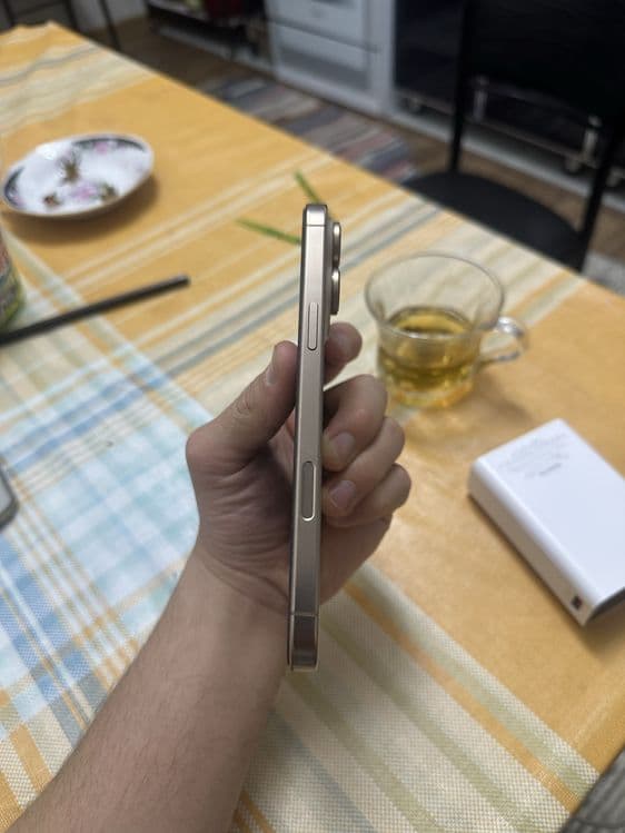 Iphone 16 pro max desert titanium 256 tali — 3