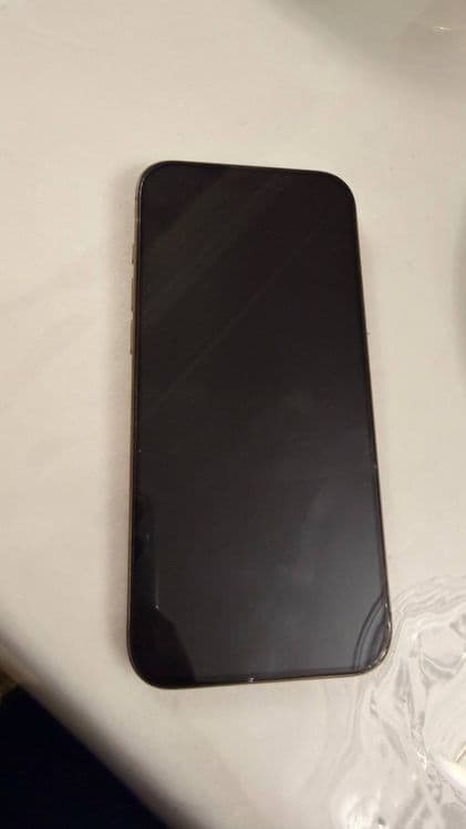 Продается  IPHONE 16 PRO MAX — 4