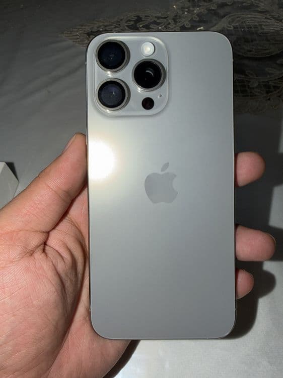 Iphone 15 pro MAX 100% ёмкост, 48 цикл — 2