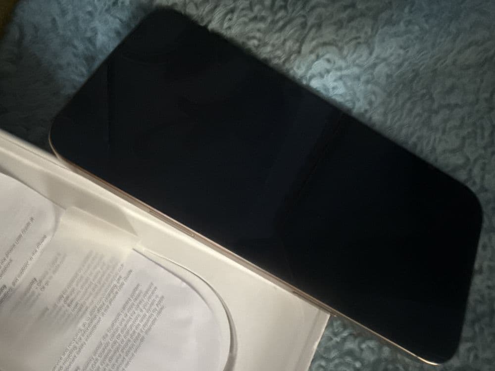 Iphone16pro Max Gold karobka dakument bor — 2