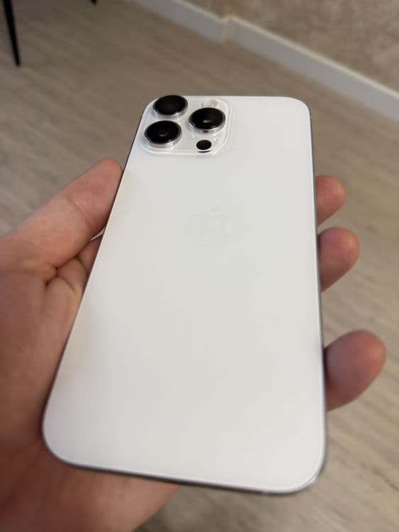 Продается IPHONE 16 PRO MAX. Идеальное — 1
