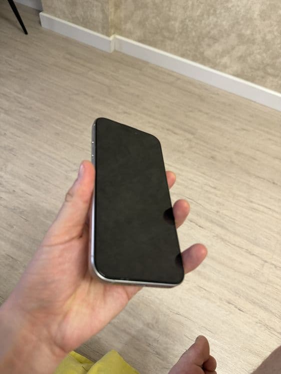 Продается IPHONE 16 PRO MAX. Идеальное — 5