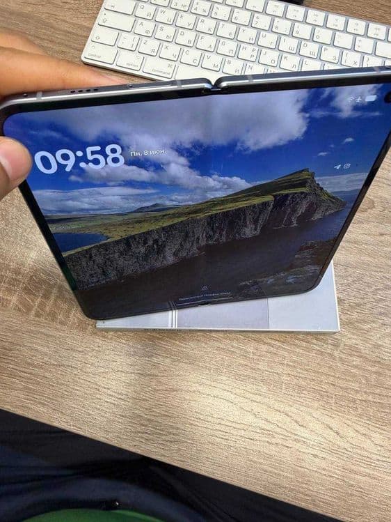 Google pixel fold 10 pro 512 — 2