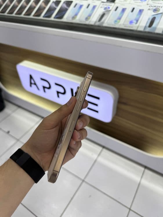 Iphone 16 Pro Max Desert — 2