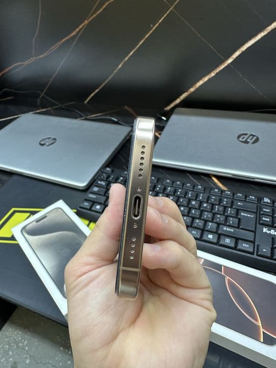 Iphone 16 pro max desert 256 tali — 4
