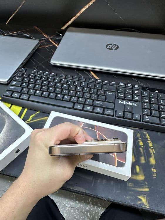 Iphone 16 pro max desert 256 tali — 6