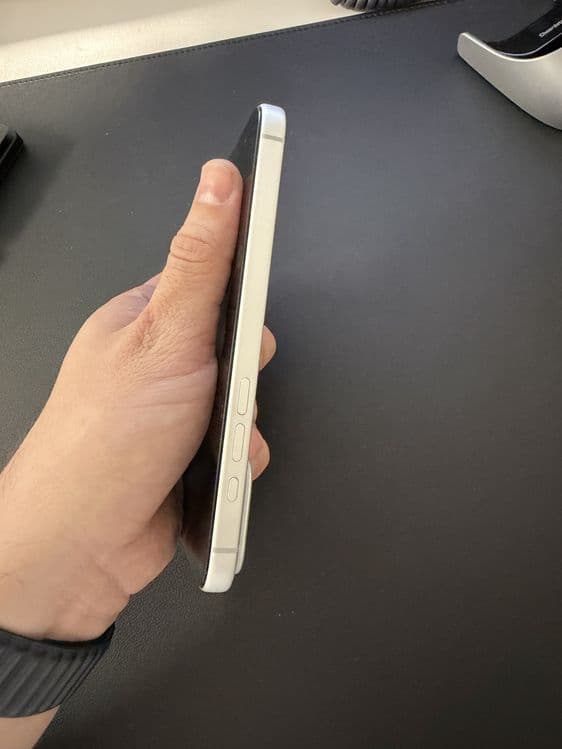 Продам свой Iphone 17 pro max silver — 4