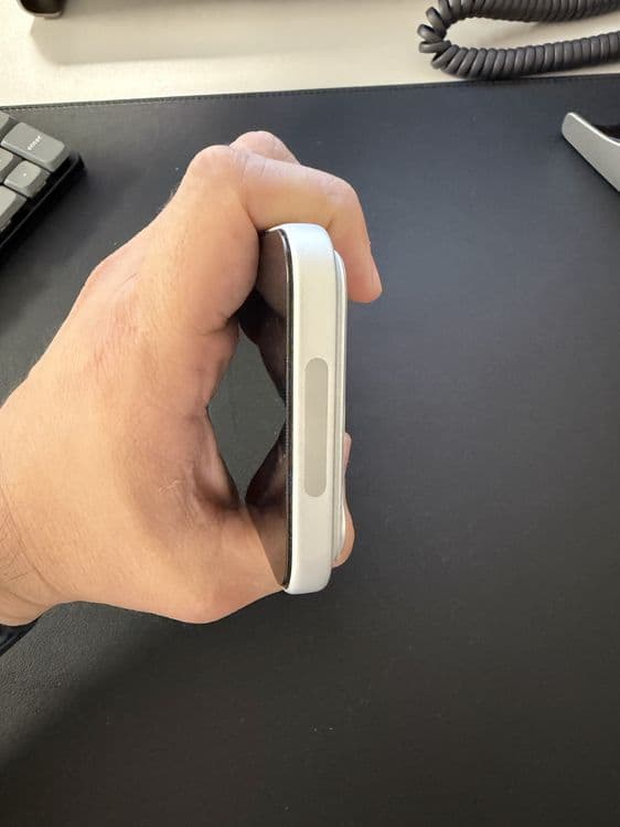 Продам свой Iphone 17 pro max silver — 3