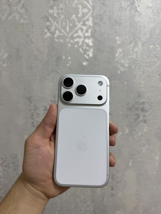 17 pro silver 256 tali 100% yomkist sim+esim — 5