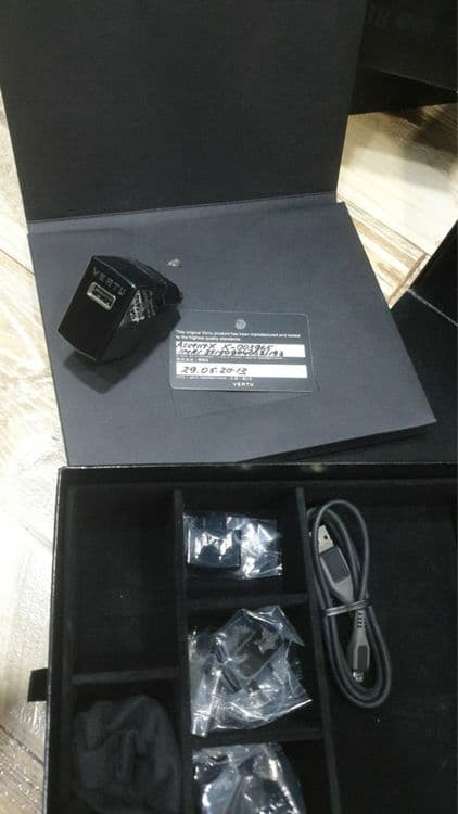 vertu ascent x 32giga — 2