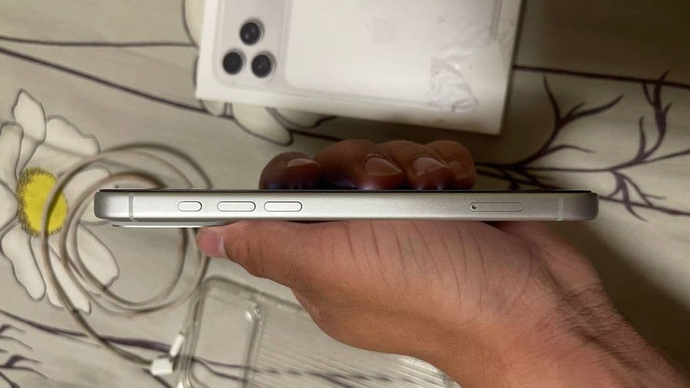17 pro max silver — 2