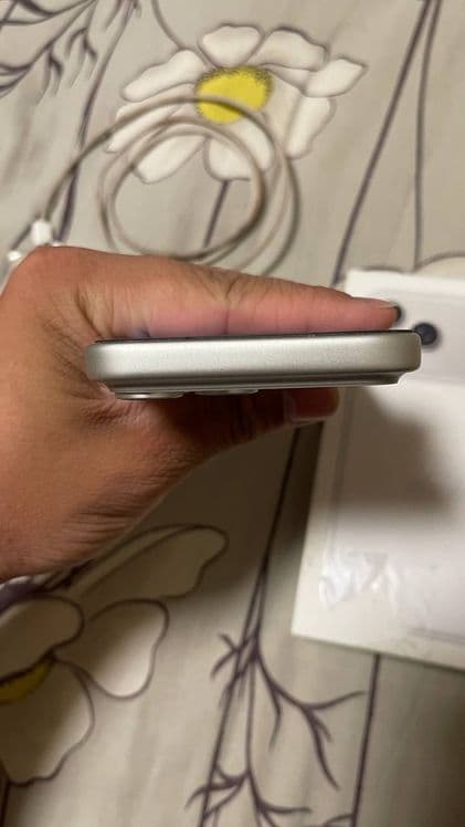 17 pro max silver — 5