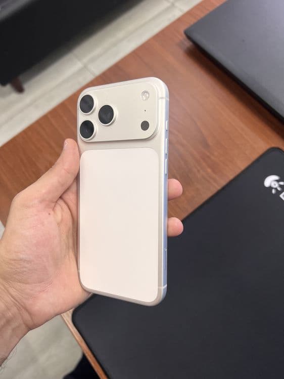Iphone 17 pro max — 1