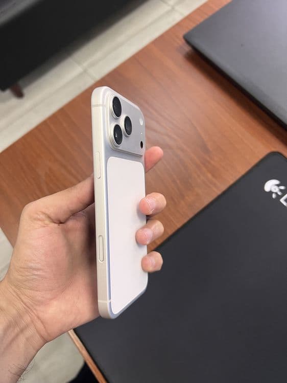 Iphone 17 pro max — 2